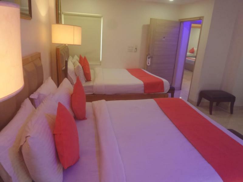 Hotel Wti Airport Grand Delhi Nova Deli Exterior foto